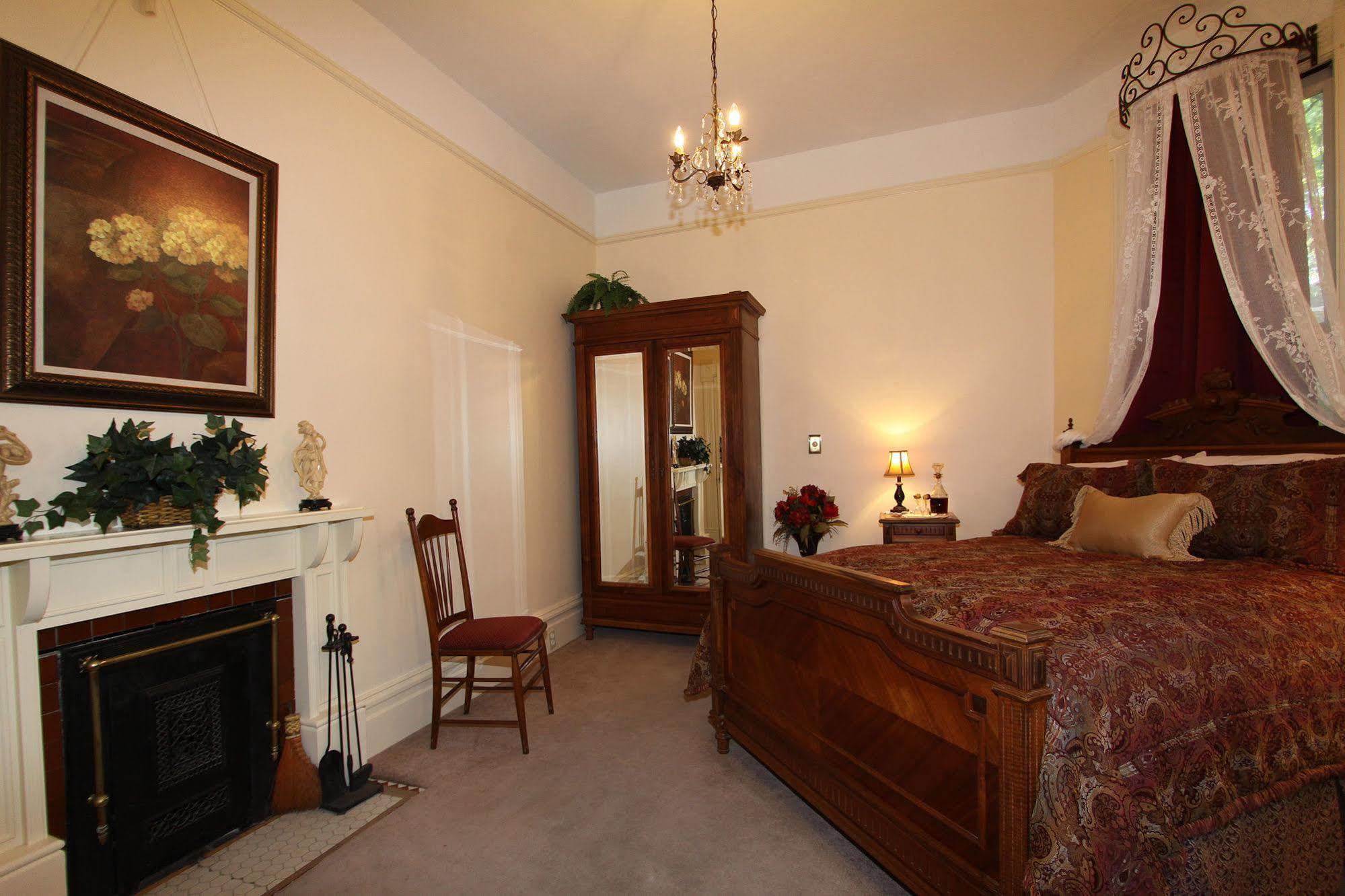 Hennessey House Bed And Breakfast 나파 외부 사진